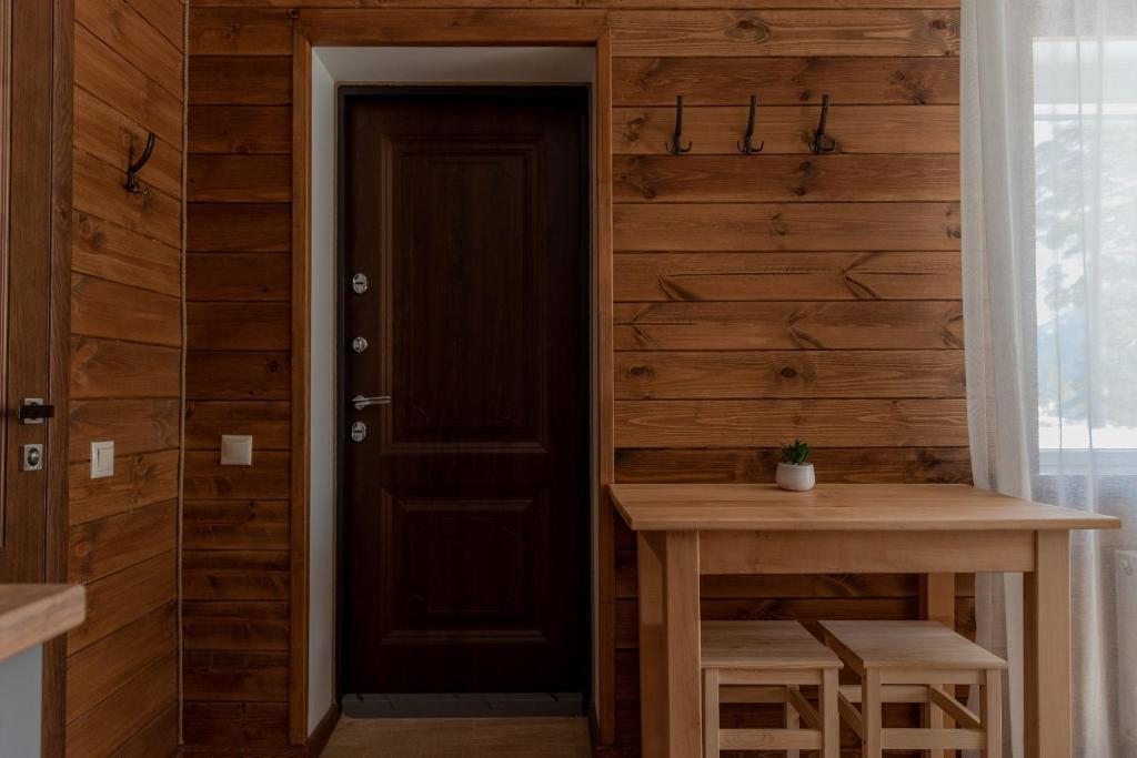 Трехместный (Трехместный номер с видом на горы), Гостиница Орион