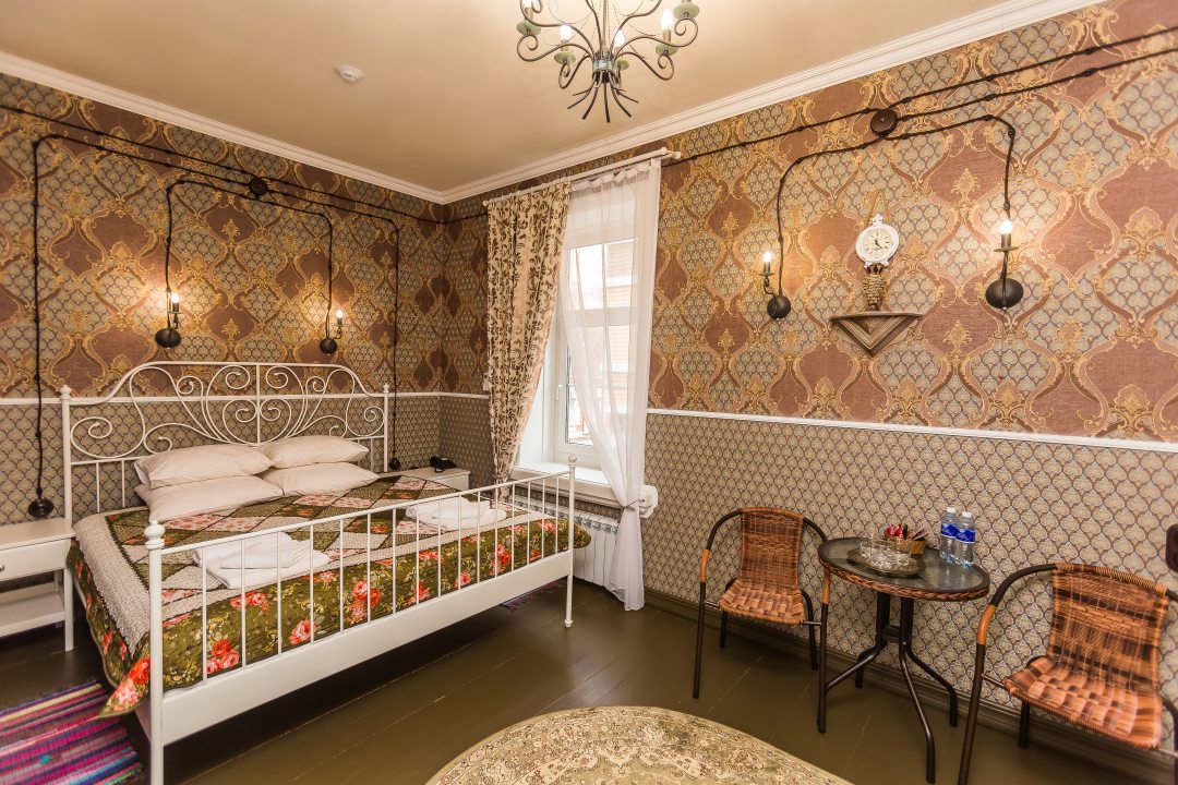 Двухместный (Улучшенный номер с кроватью размера «king-size») мини-отеля Hotel Heivic House, Иркутск