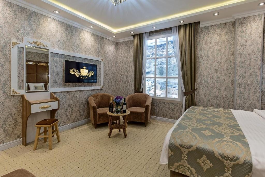Двухместный (Большой двухместный номер с 1 кроватью) отеля Hotel Aqua Liberty, Тбилиси