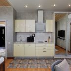 Студио (Студия), Отель PEAK