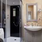 Студио (Студия), Отель PEAK