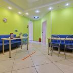 Общая кухня, Гостиница Атмосфера