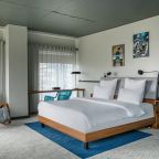 Люкс (Номер Suite с двуспальной кроватью и диваном), Отель Novotel
