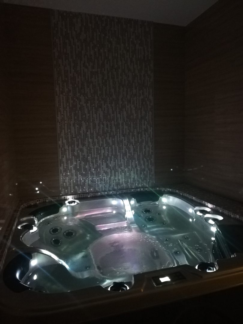 Гидромассажная ванна/джакузи, Отель Комфорт