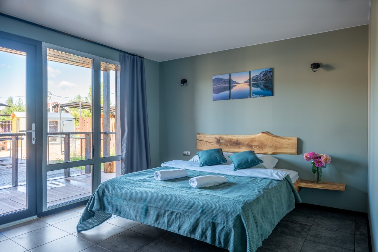 Семейный (Семейный 2-х комнатный номер в отеле №12 на 4-х человек), База отдыха Бабин Двор