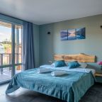 Семейный (Семейный 2-х комнатный номер в отеле №12 на 4-х человек), База отдыха Бабин Двор