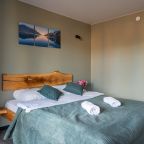 Семейный (Семейный 2-х комнатный номер в отеле №12 на 4-х человек), База отдыха Бабин Двор