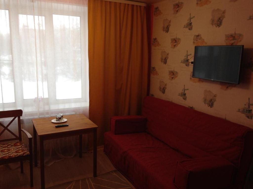 Трехместный (Стандартный трехместный номер) гостевого дома Mini-Hotel on Obraztsova 14, Вологда