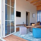 Четырехместный (Номер в пляжном доме с террасой - третья линия), Отель MillCreek