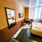 Двухместный (Улучшенный номер с кроватью размера «king-size»), Мини-отель Классик
