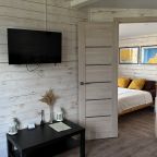 Дом (Изумруд), База отдыха Лебедино