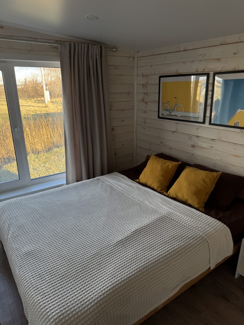 Дом (Изумруд), База отдыха Лебедино