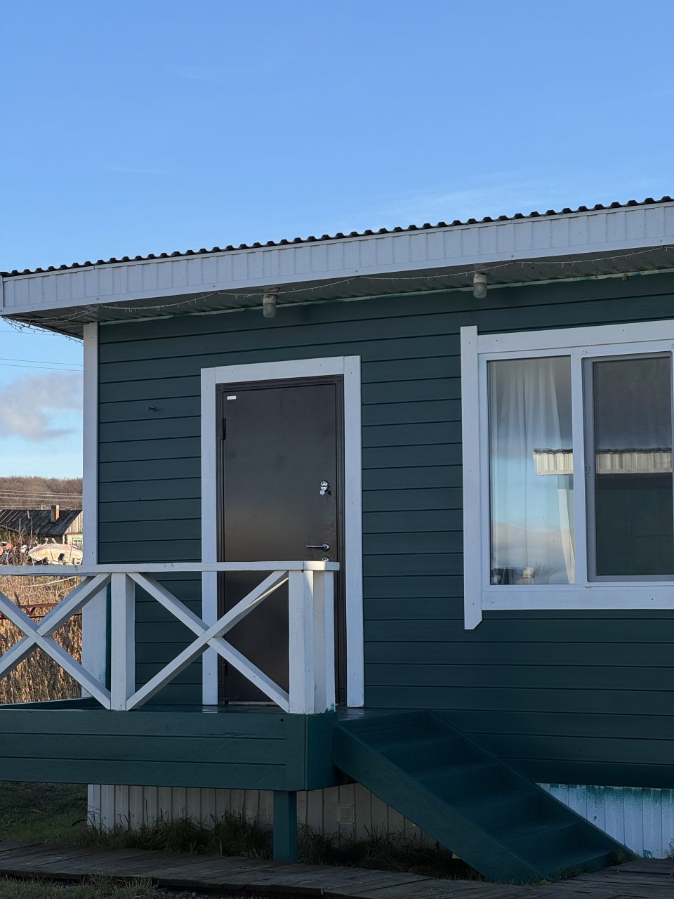 Дом (Изумруд), База отдыха Лебедино