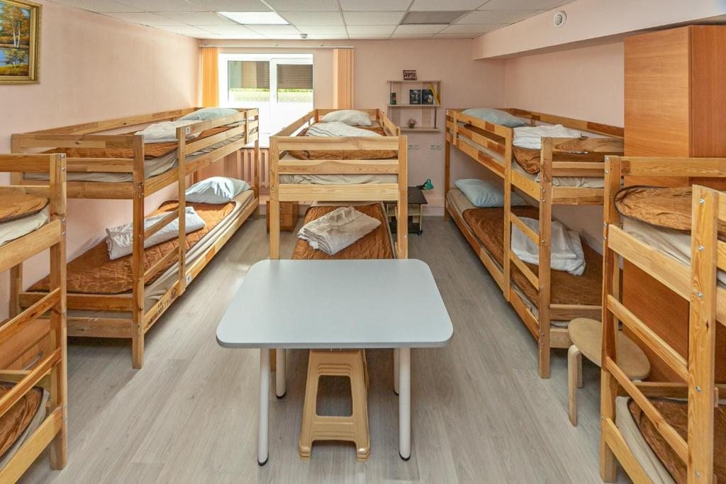Номер (Кровать в общем номере для мужчин и женщин с 10 кроватями) хостела Best Friends Hostel, Петрозаводск