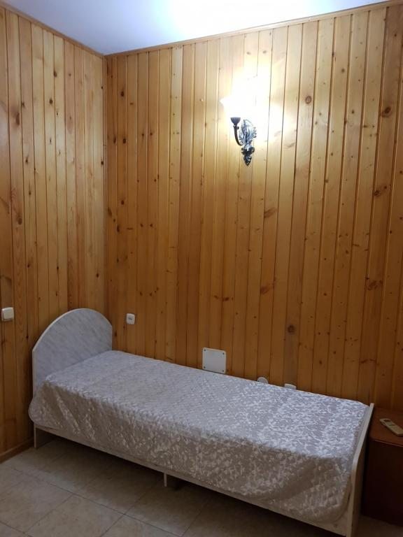 Трехместный (Трехместный номер с собственной ванной комнатой), Эллинг-Лоо