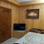 Трехместный (Трехместный номер с собственной ванной комнатой), Эллинг-Лоо