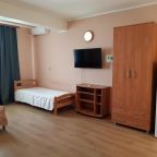 Трехместный (Улучшенный трехместный номер с видом на море), Эллинг-Лоо