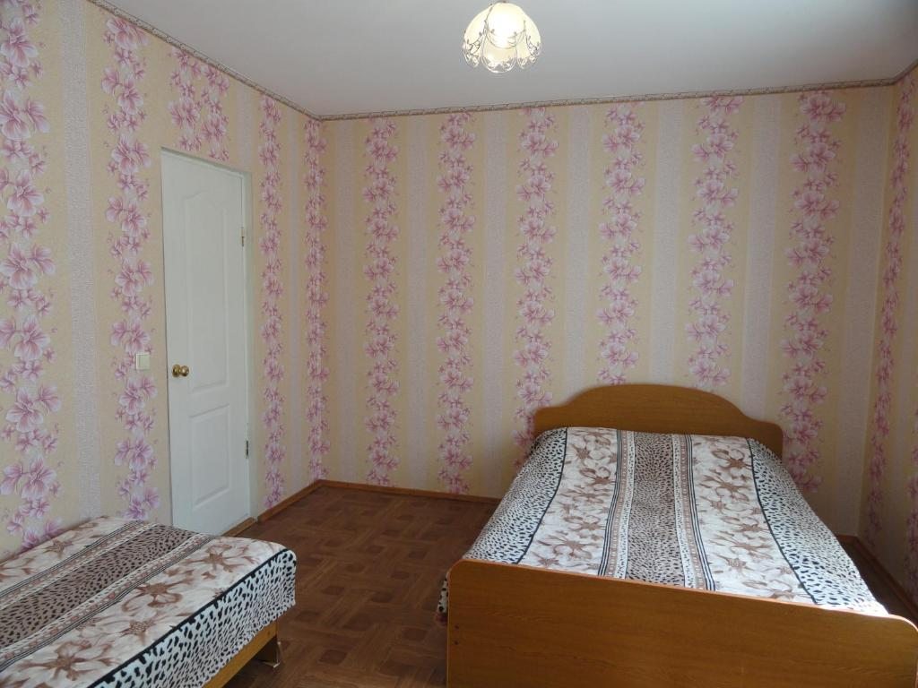 Трехместный (Стандартный трехместный номер), Гостевой дом Алла
