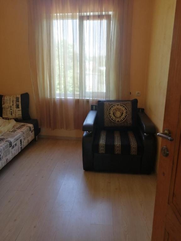 Трехместный (Бюджетный трехместный номер), Гостевой дом У Катюши