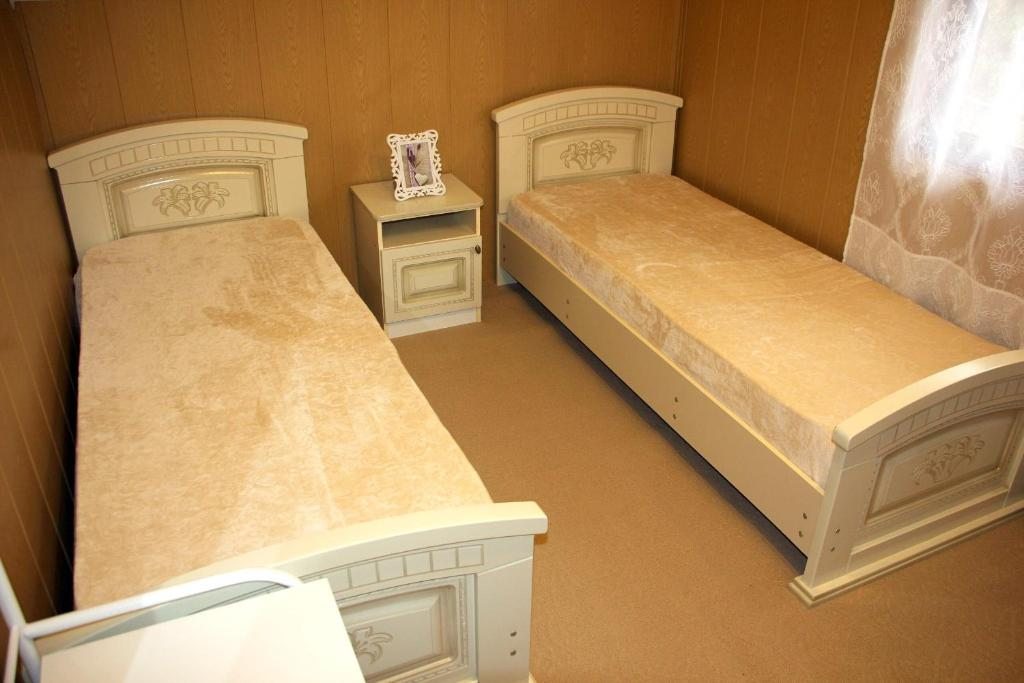 Двухместный (Бюджетный двухместный номер с 2 отдельными кроватями) гостевого дома Валентина на Обходной, Сочи