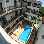 Бассейн подогреваемый, Гостевой дом Сальвадор Holiday & Auqa-zone