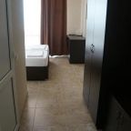 Двухместный (Улучшенный двухместный номер с 1 кроватью или 2 отдельными кроватями и видом на море), ЛооВегас