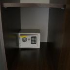 Трехместный (Улучшенный трехместный номер с видом на море), ЛооВегас