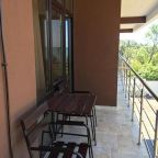 Трехместный (Улучшенный трехместный номер с видом на море), ЛооВегас