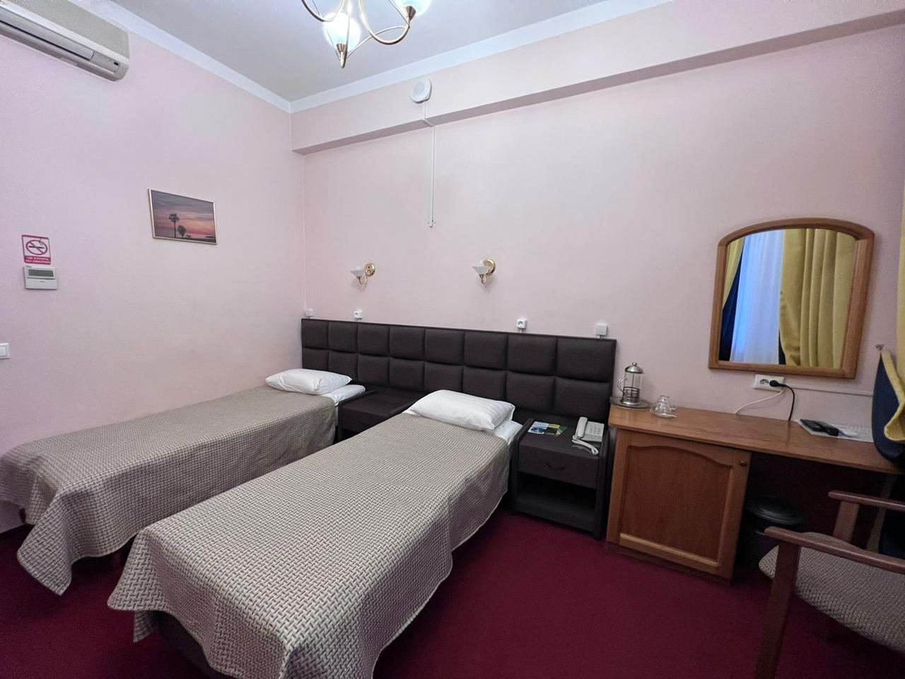 Двухместный (Стандарт, Без балкона), Гостиница Мирит