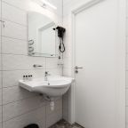 Ванная комната в номере гостиницы Берлин 3*, Калининград