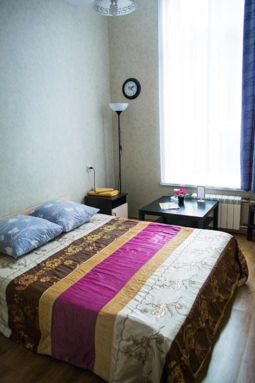 Двухместный (Стандартный двухместный номер с 1 кроватью) отеля 12 месяцев, Новокузнецк