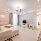 Апартаменты (Апартаменты Элит 3-х комн. 130 м с кухней с балконом от 2-х до 6-ти мест (3-4 этажи)), Бутик-Отель Демфил