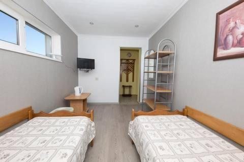 Двухместный (Двухместный номер с 2 отдельными кроватями) гостевого дома Зелёный дворик, Лазаревское