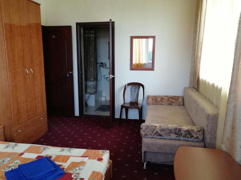 Четырехместный (Четырехместный номер 