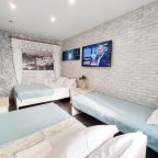 Апартаменты (Апартаменты с 2 спальнями и террасой), Апартаменты В ЖК Олимп