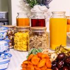 Завтрак ,9.00-11.00, Апартаменты В ЖК Олимп