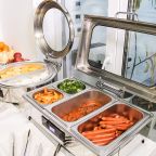 Завтрак ,9.00-11.00, Апартаменты В ЖК Олимп