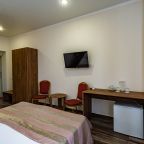 Двухместный (Номер "Эконом" тариф "Путёвка с лечением"), Санаторий Русь