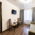 Двухместный (Двухкомнатный номер "Стандарт" тариф "Оздоровительная путёвка"), Санаторий Русь