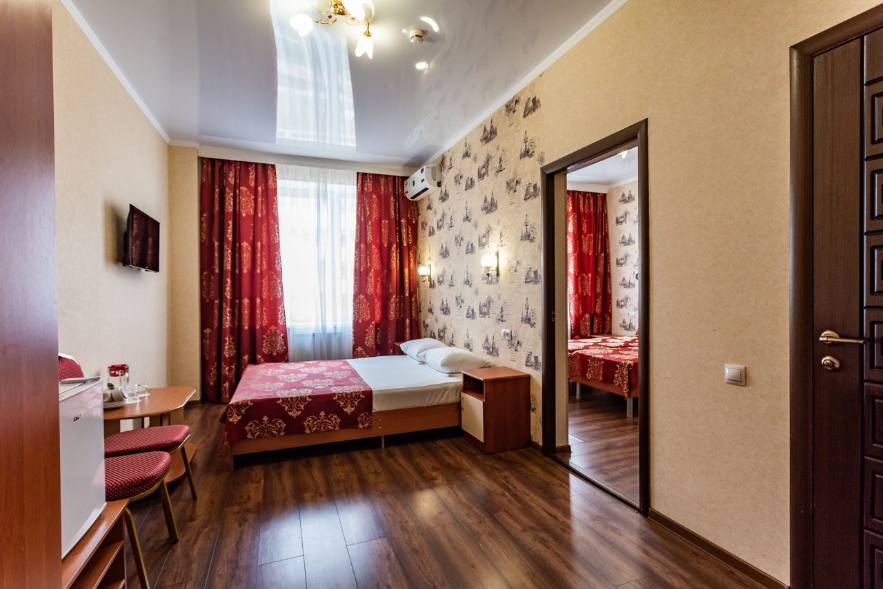 Четырехместный (Двухкомнатный номер 