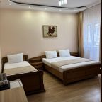 Трехместный, Гостиница Москва