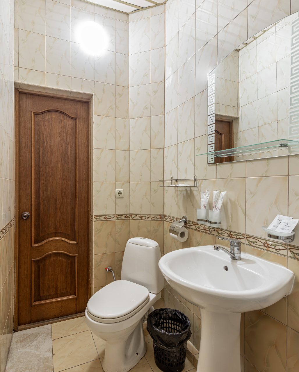 Полулюкс (С 2-мя раздельными комнатами без балкона), Гостиница Ника