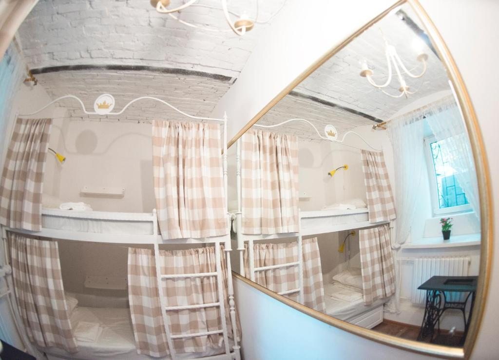 Четырехместный (Кровать в общем номере с 4 кроватями) хостела Город Патриаршие, Москва