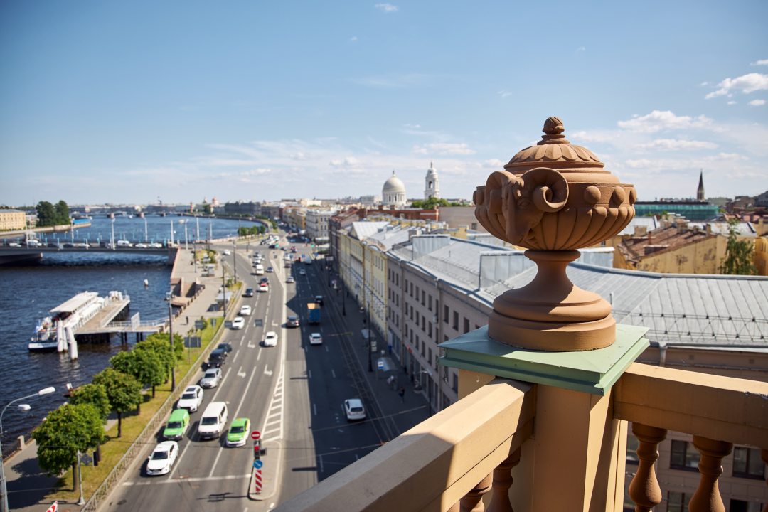 Двухместный (Двухкомнатный Люкс с балконом | Вид на Неву) отеля River Palace Hotel, Санкт-Петербург