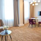 Двухместный (Двухкомнатный Люкс | Вид на Неву), River Palace Hotel
