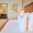 Двухместный (Двухкомнатный Люкс | Вид на Неву), River Palace Hotel
