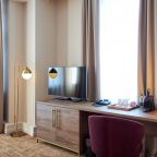 Двухместный (Двухкомнатный Люкс | Вид на Неву), River Palace Hotel