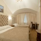 Трехместный (Комфорт без балкона), Отель Империал