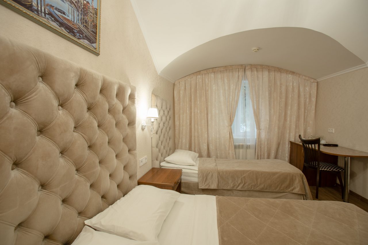 Трехместный (Комфорт без балкона), Отель Империал