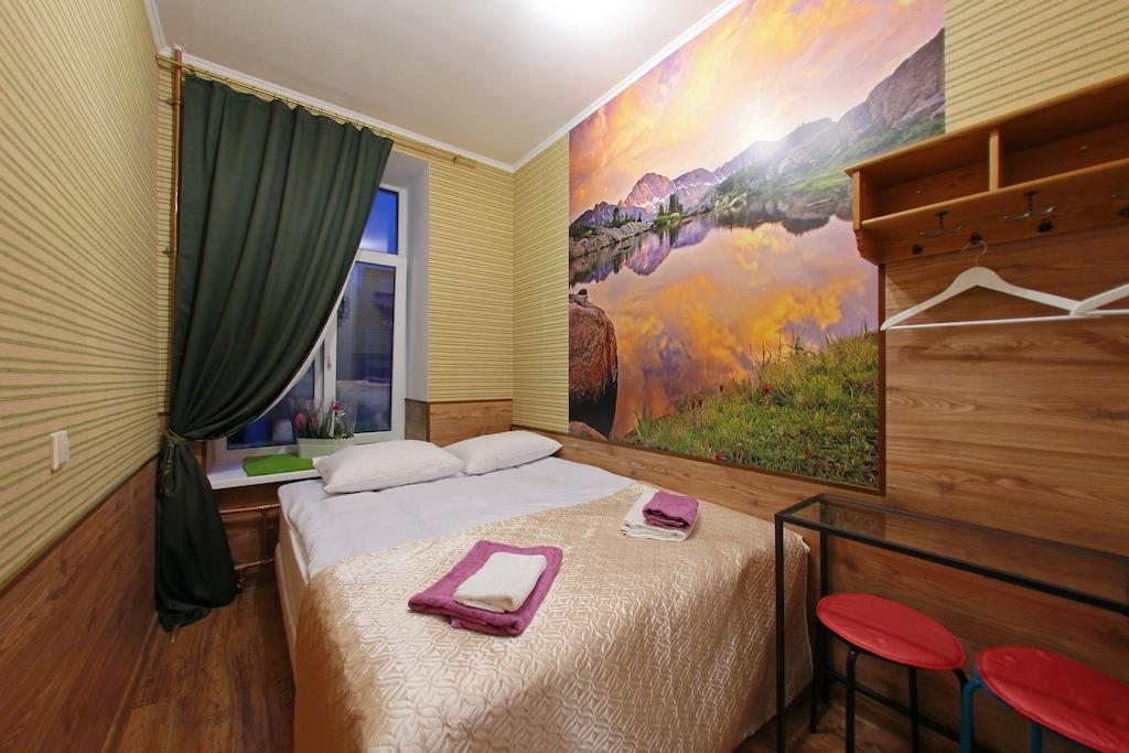 Двухместный (Двухместный номер с 1 кроватью или 2 отдельными кроватями и общей ванной комнатой) отеля Ангел, Санкт-Петербург